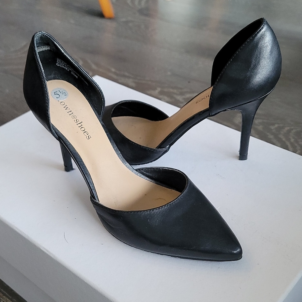 Black Town Shoes heels